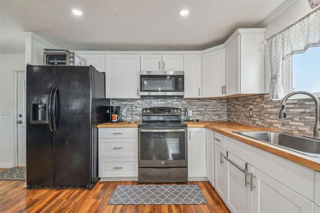 10232 PARADISE DRIVE 193, Largo, FL 33773