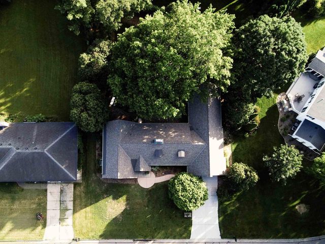 202 Apache Drive, Janesville, WI 53545