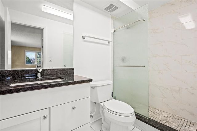 13000 W Heiden Circle 3105, Lake Bluff, IL 60044