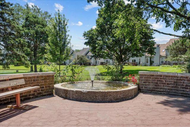13000 W Heiden Circle 3105, Lake Bluff, IL 60044