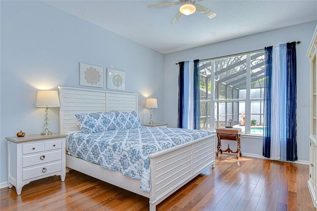 5725 EAGLEMOUNT CIRCLE, Lithia, FL 33547