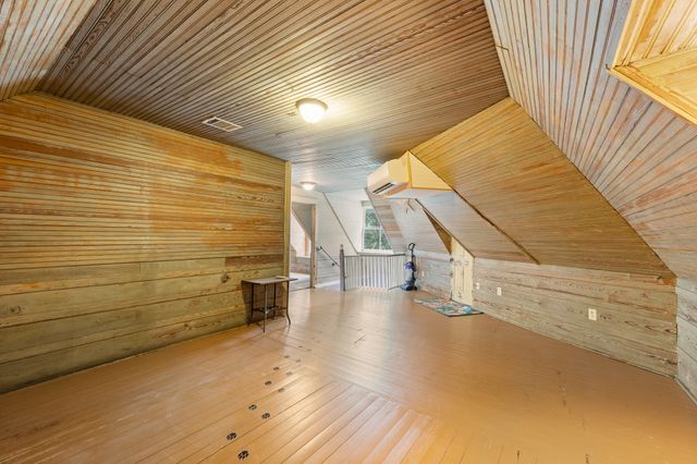 320 E Franklin Street, Hillsboro, TX 76645