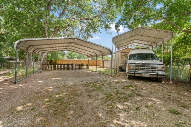 320 E Franklin Street, Hillsboro, TX 76645