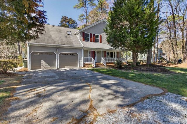 105 Yorkwood LN, Yorktown, VA 23692