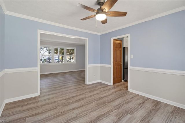 105 Yorkwood LN, Yorktown, VA 23692