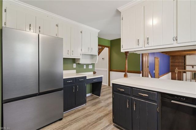 105 Yorkwood LN, Yorktown, VA 23692