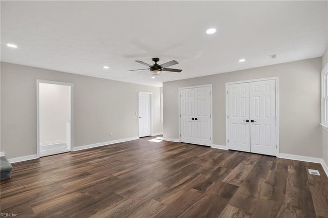 105 Yorkwood LN, Yorktown, VA 23692