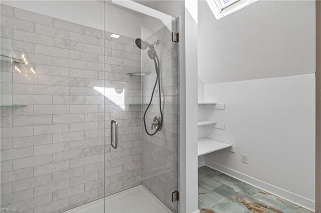 105 Yorkwood LN, Yorktown, VA 23692