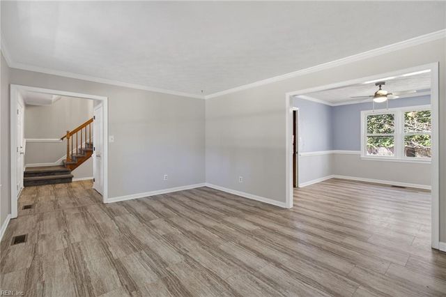 105 Yorkwood LN, Yorktown, VA 23692