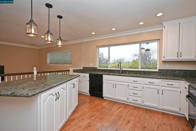 2152 Bluerock Circle, Concord, CA 94521