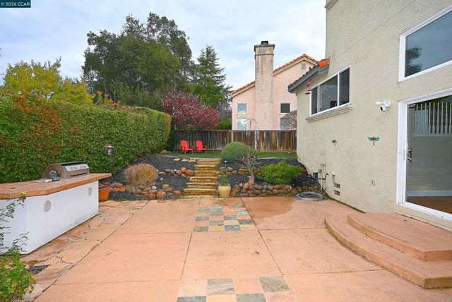 2152 Bluerock Circle, Concord, CA 94521