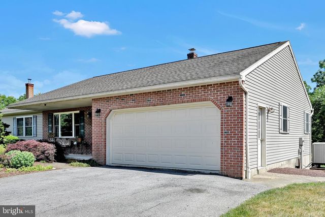 680 NEW SCHAEFFERSTOWN RD, Bernville, PA 19506