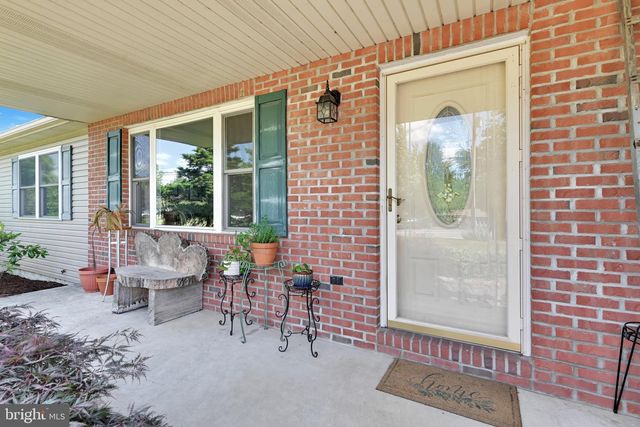 680 NEW SCHAEFFERSTOWN RD, Bernville, PA 19506