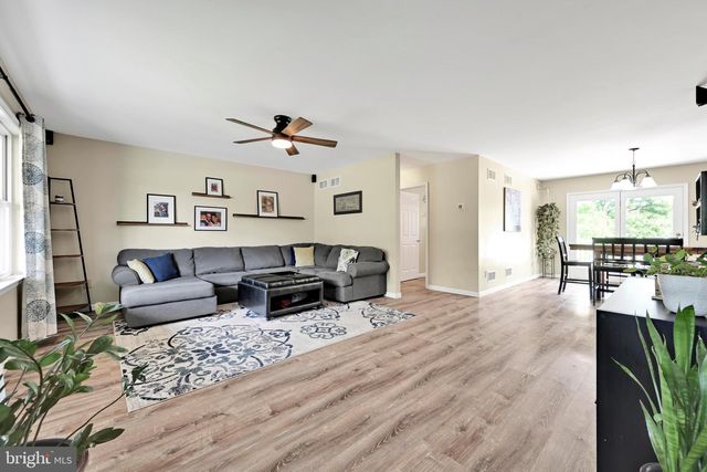 680 NEW SCHAEFFERSTOWN RD, Bernville, PA 19506