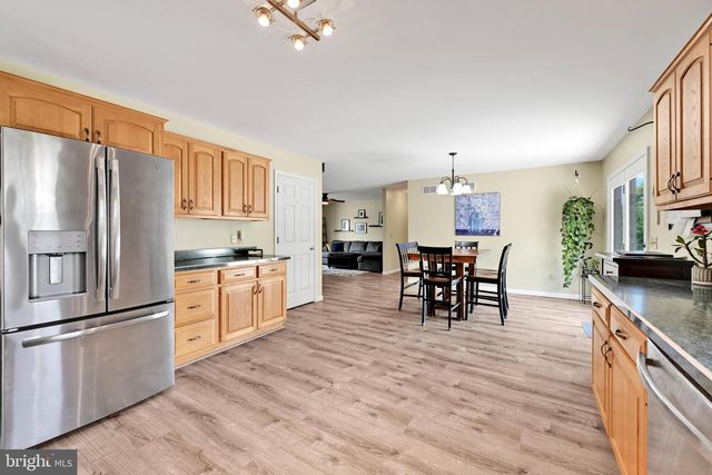 680 NEW SCHAEFFERSTOWN RD, Bernville, PA 19506