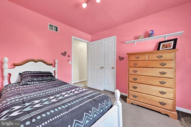 680 NEW SCHAEFFERSTOWN RD, Bernville, PA 19506