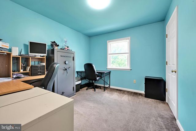 680 NEW SCHAEFFERSTOWN RD, Bernville, PA 19506
