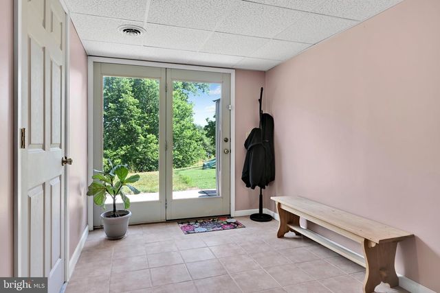 680 NEW SCHAEFFERSTOWN RD, Bernville, PA 19506
