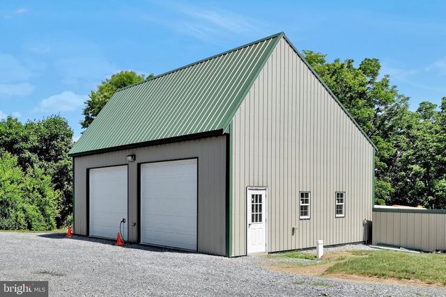 680 NEW SCHAEFFERSTOWN RD, Bernville, PA 19506