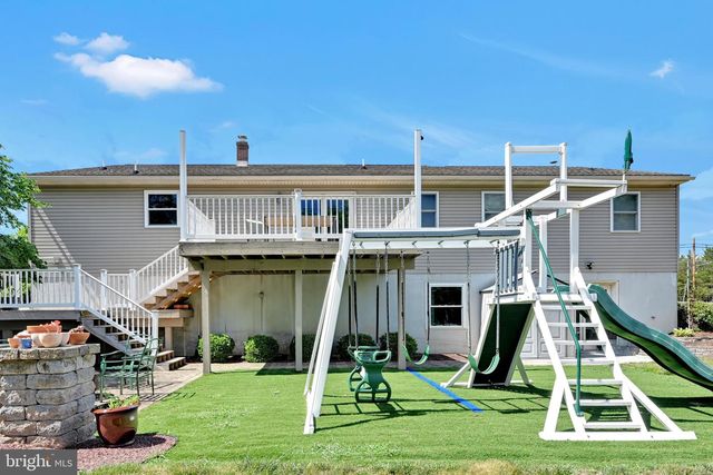 680 NEW SCHAEFFERSTOWN RD, Bernville, PA 19506