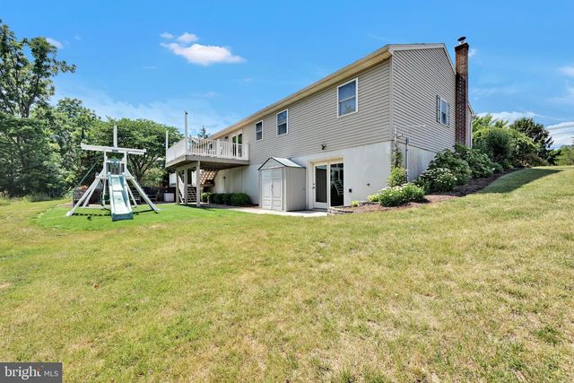 680 NEW SCHAEFFERSTOWN RD, Bernville, PA 19506