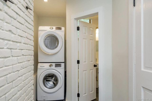 45 Sherwood Road, Hampton Bays, NY 11946