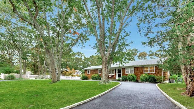 45 Sherwood Road, Hampton Bays, NY 11946