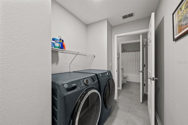 8707 CORINTHIAN WAY, New Port Richey, FL 34654