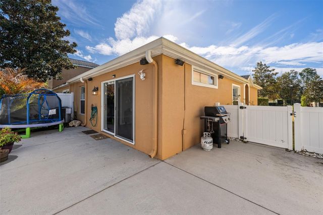 8707 CORINTHIAN WAY, New Port Richey, FL 34654