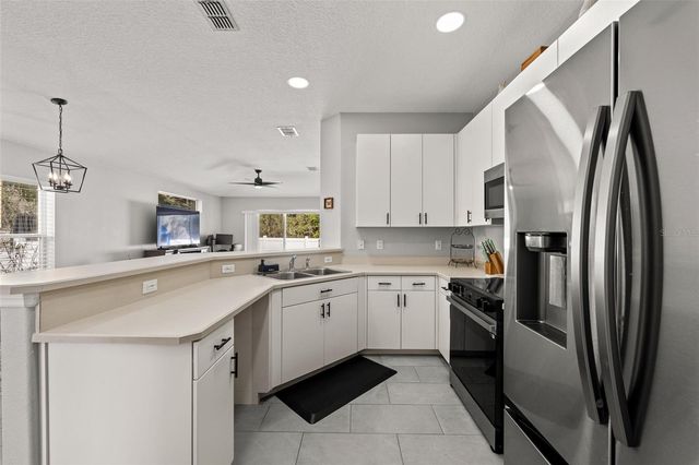 8707 CORINTHIAN WAY, New Port Richey, FL 34654