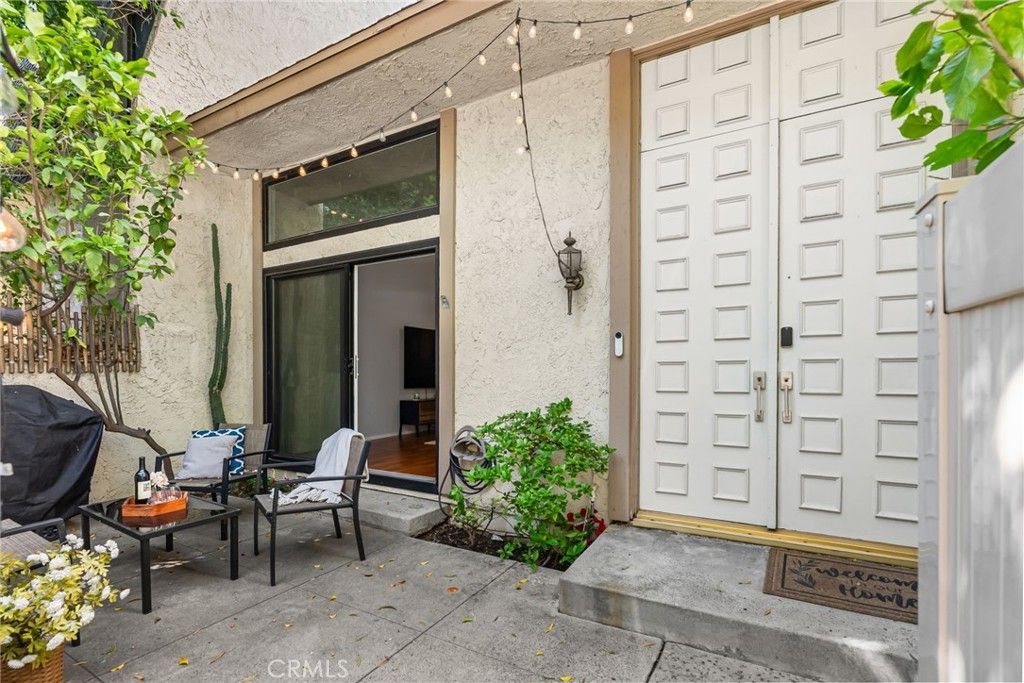 6145 Shoup Avenue 50, Woodland Hills, CA 91367 — photo 3