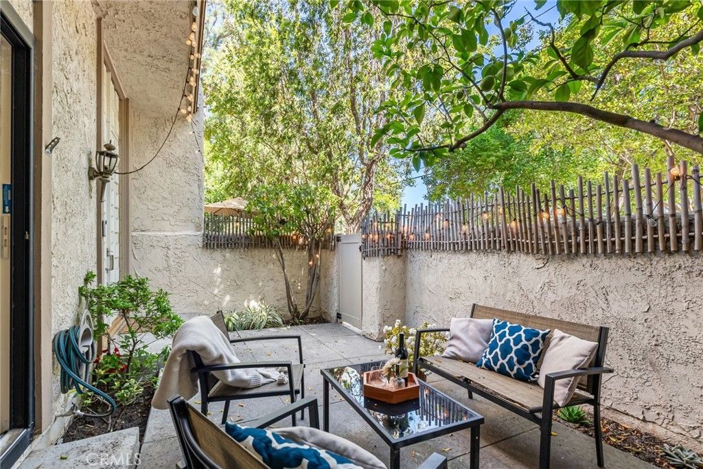 6145 Shoup Avenue 50, Woodland Hills, CA 91367 — photo 4