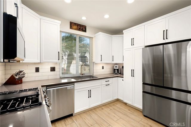 470 N Londonderry Lane A, Orange, CA 92869
