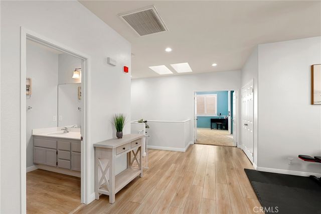 470 N Londonderry Lane A, Orange, CA 92869