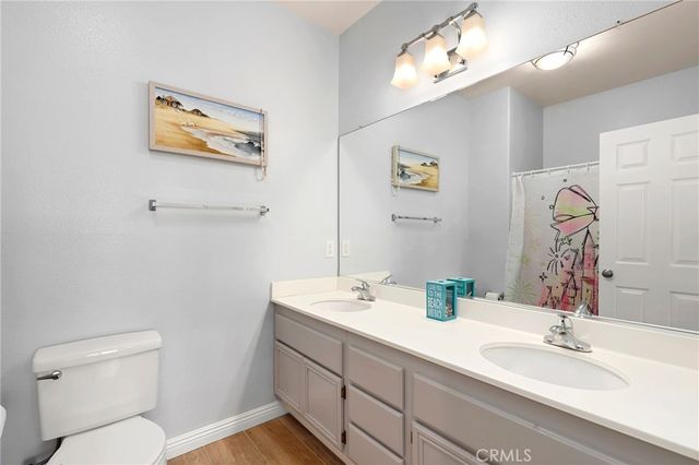 470 N Londonderry Lane A, Orange, CA 92869