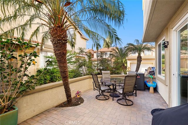 470 N Londonderry Lane A, Orange, CA 92869