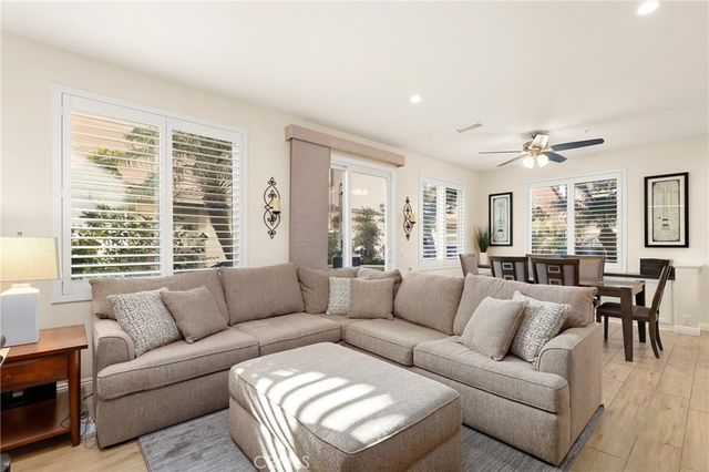 470 N Londonderry Lane A, Orange, CA 92869