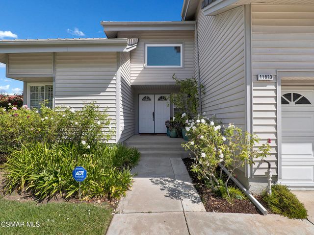 11823 Maple Crest Street, Moorpark, CA 93021