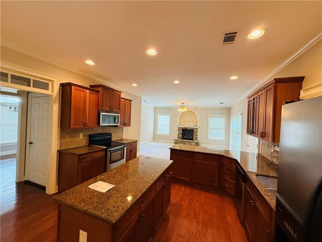 1652 Park Hollow Lane, Lawrenceville, GA 30043