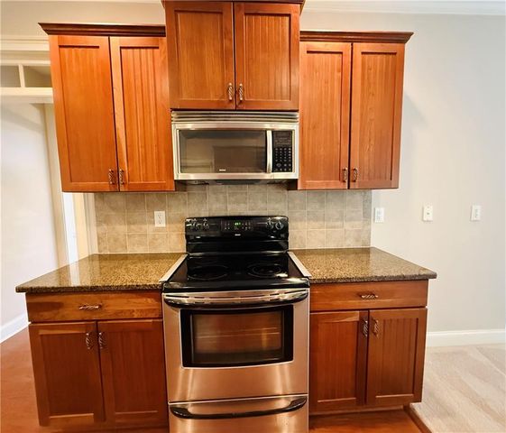 1652 Park Hollow Lane, Lawrenceville, GA 30043
