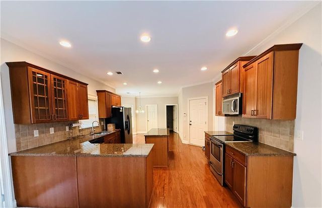 1652 Park Hollow Lane, Lawrenceville, GA 30043
