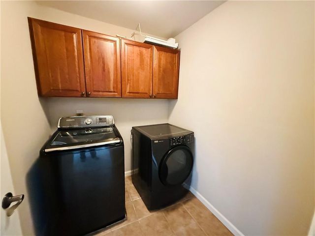 1652 Park Hollow Lane, Lawrenceville, GA 30043