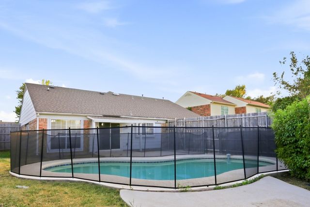 7509 Atlantic Drive, Rowlett, TX 75088
