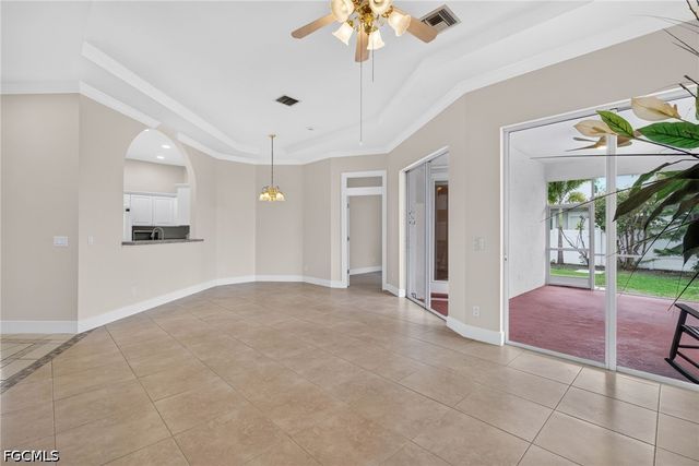 798 105th AVE N, Naples, FL 34108
