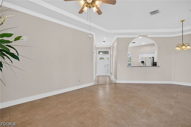 798 105th AVE N, Naples, FL 34108