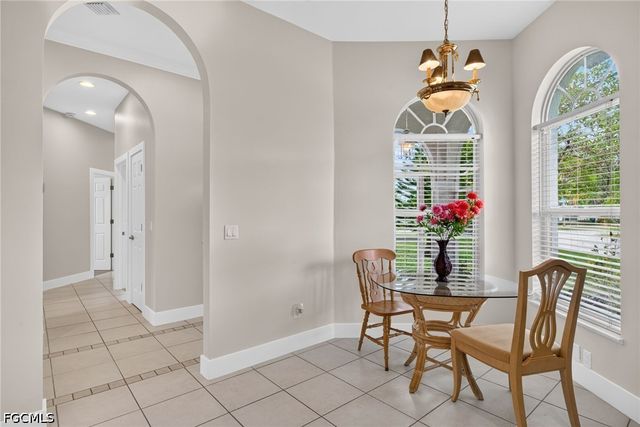 798 105th AVE N, Naples, FL 34108