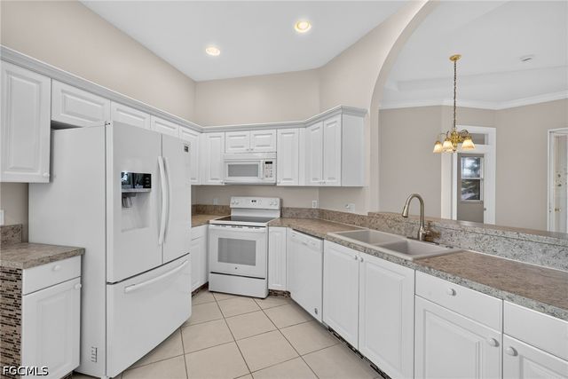 798 105th AVE N, Naples, FL 34108