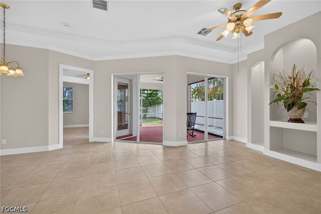 798 105th AVE N, Naples, FL 34108