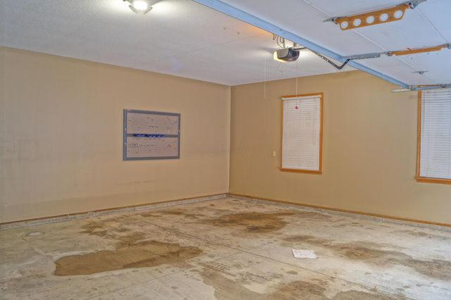 2474 Sleepy Hollow Road SE, Heath, OH 43056