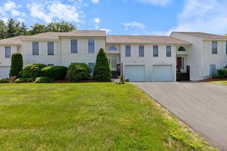 3 Patriot Drive # 5, Hampstead, NH 03826